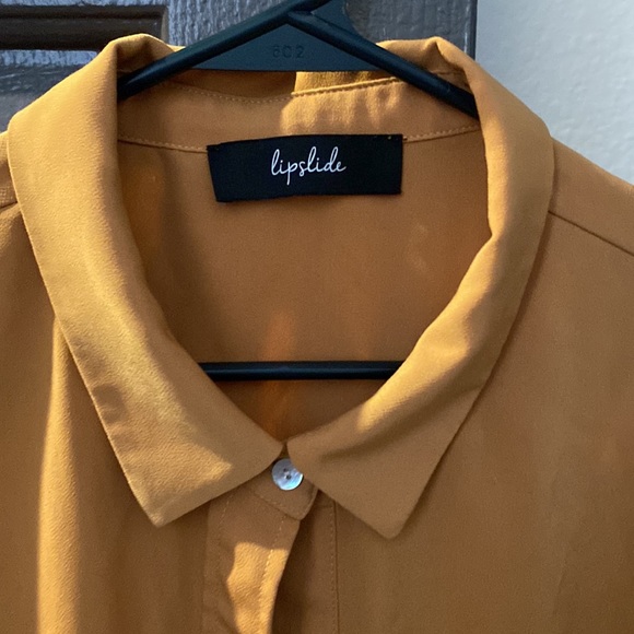 Mustard Yellow Button Up Short Quarter Sleeved Top - Picture 3 of 5